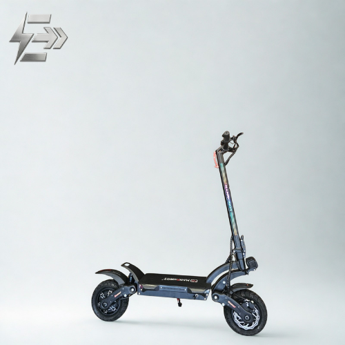 Vue latérale de la trottinette électrique Nanrobot LS7 noire avec béquille rouge et suspensions hydrauliques.